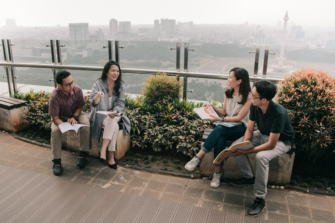 group discussion on wellness